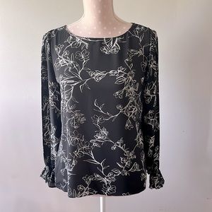 T TAHARI Cute Black Long Sleeve Shirt